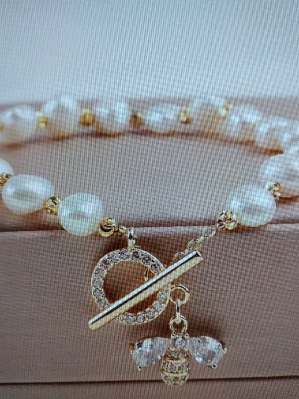 Inlaid Imitation Pearl & Bee Charm Bracelet Bohemian Jewelry, Made in Europe